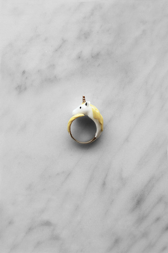 02 Unicorn Ring Yellow