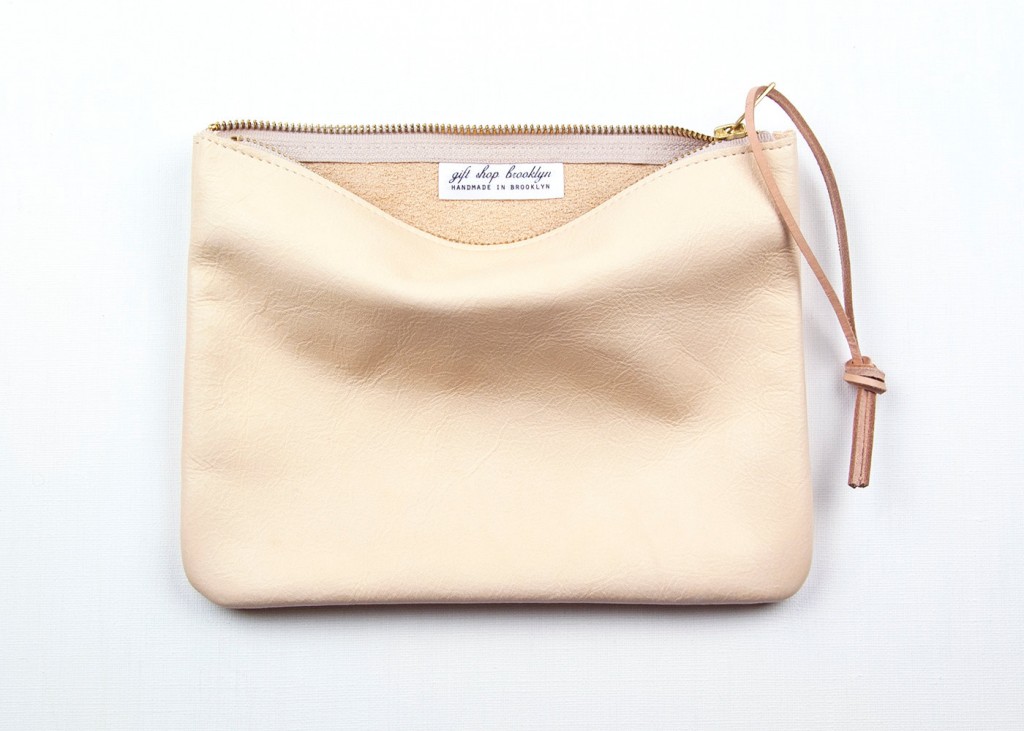 04 JANE Leather Pouch