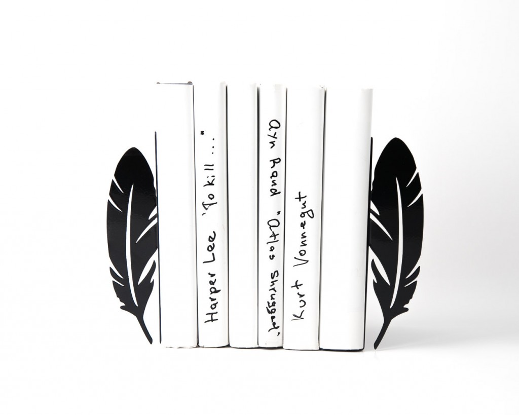 1 Metal Bookends Feathers