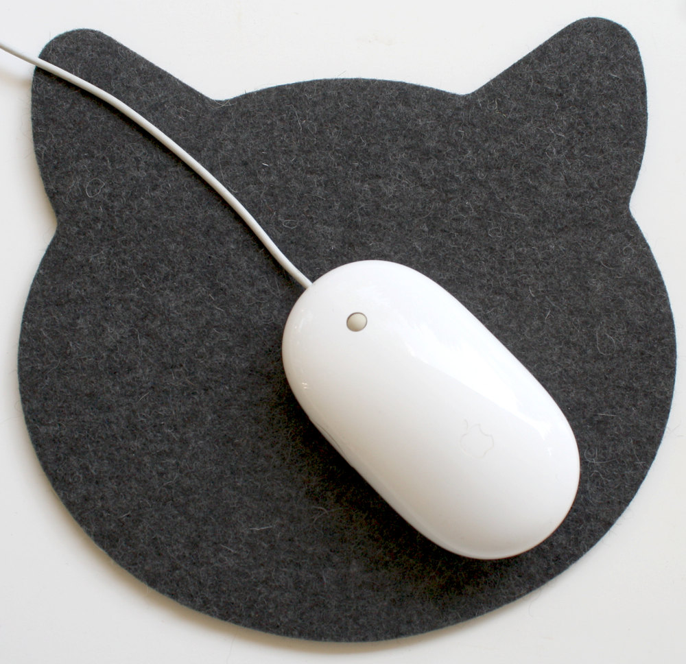 4 Cat Head Mouse Pad