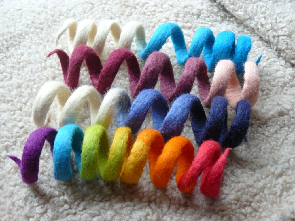 1 Felted cat toy