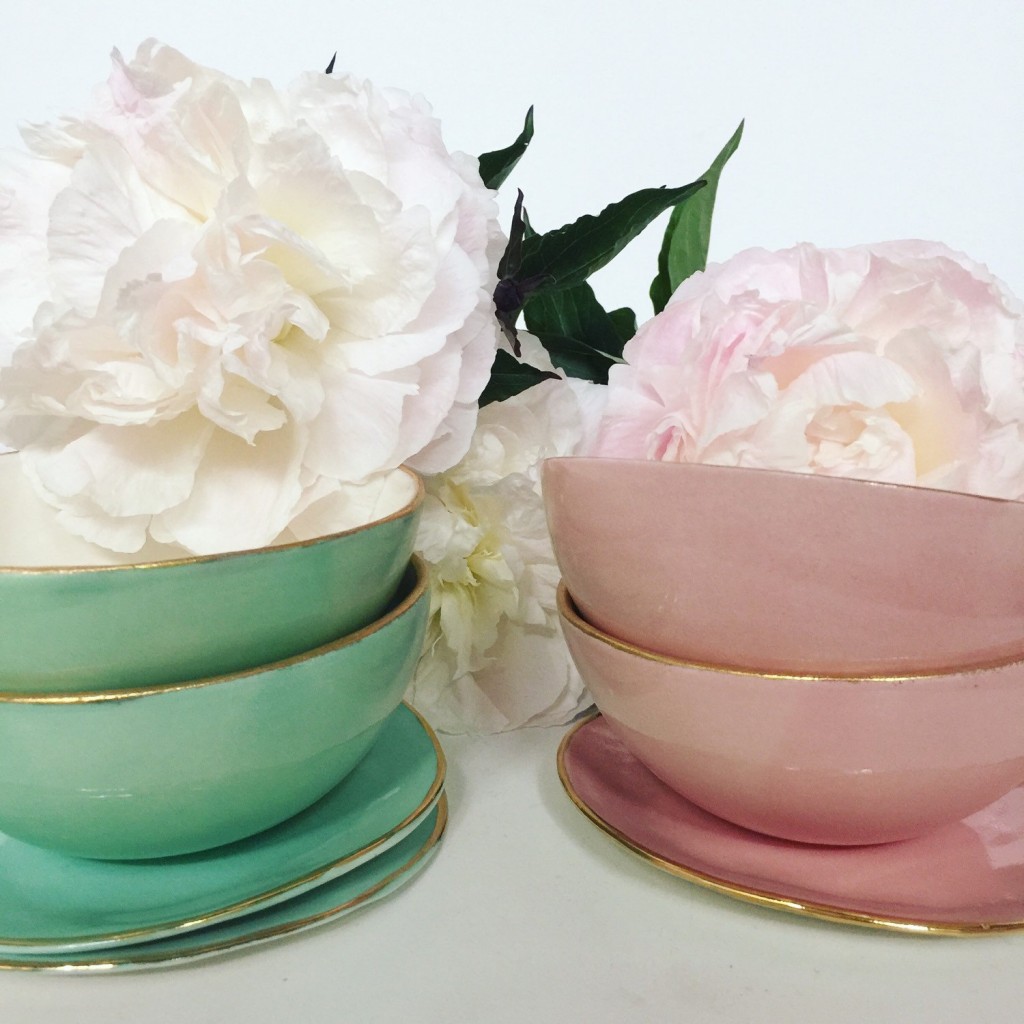 1 Pink Porcelain bowl with 22k Gold edge