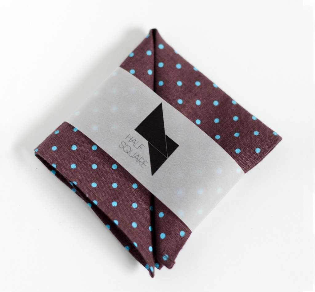 1 Pocket square brown with blue polka dots