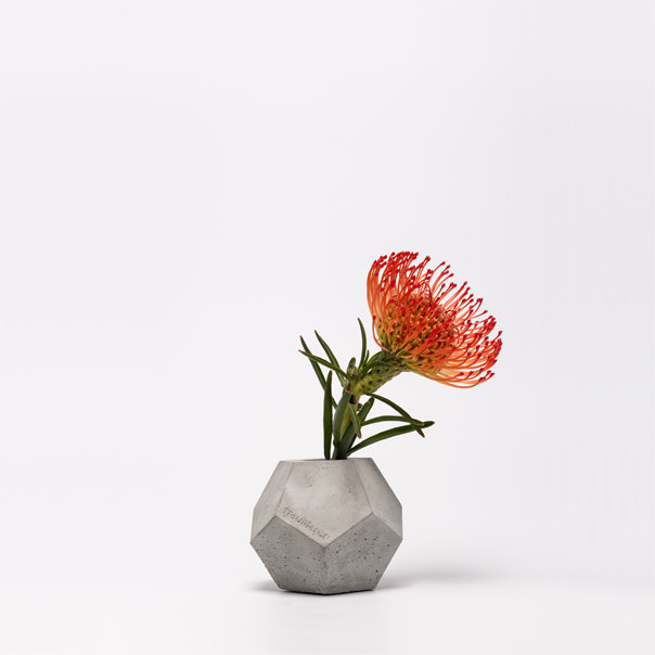 2 frauklarer dodecahedron concrete vase