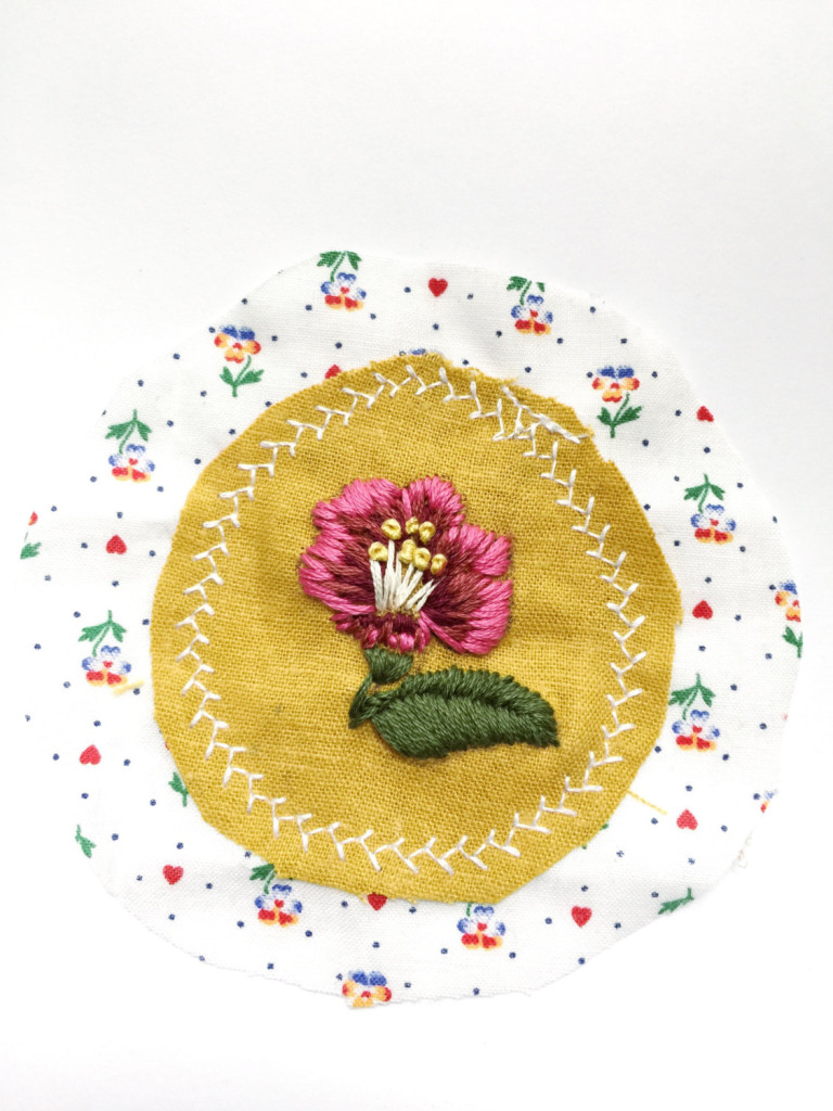 3 Pink Flower Embroidered Patch